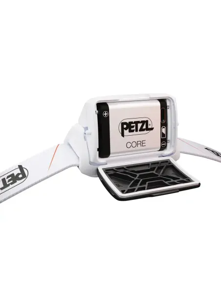 Latarka czołowa Petzl Tikka Core White