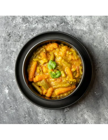 Dinner dish Zakręcone Słoiki Oriental vegetable curry 900ml