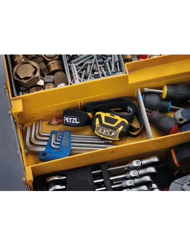 Latarka czołowa Petzl Aria 2R