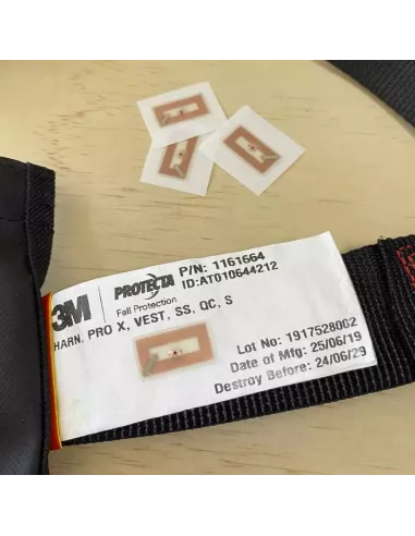 NFC tag Scannable Under Label NFC Tag (1 pc)